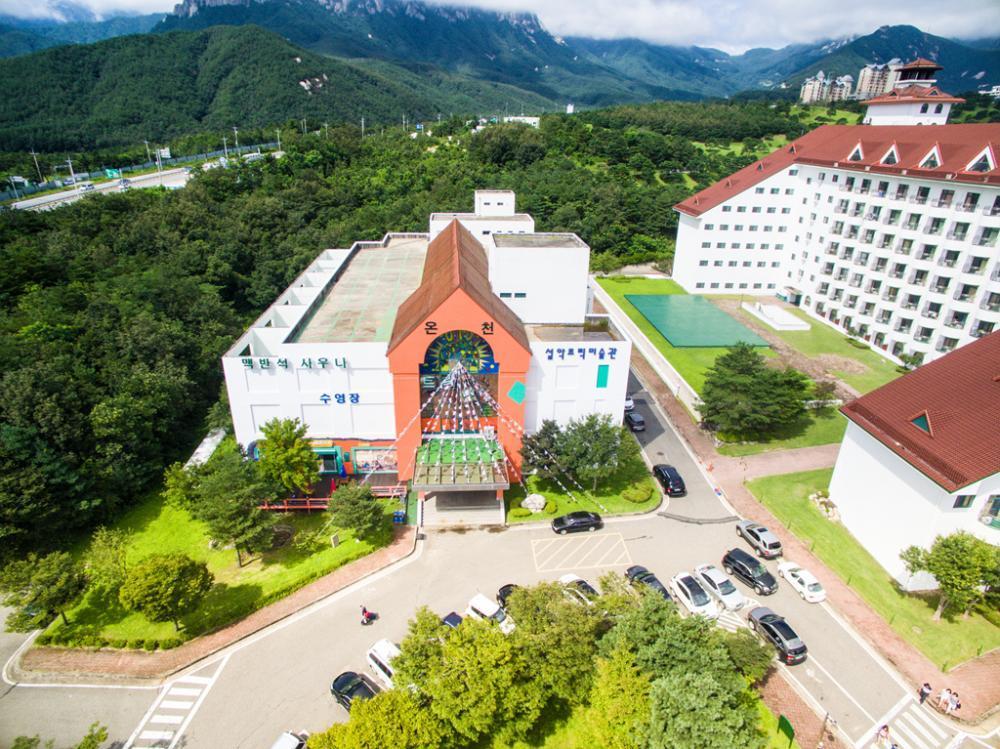 Ilsung Resort Sulak Госеонг Екстериор снимка